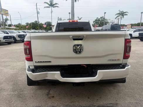 Used 2022 RAM 3500 Laramie w/ Body Color Bumper Group AWD/4WD image 4