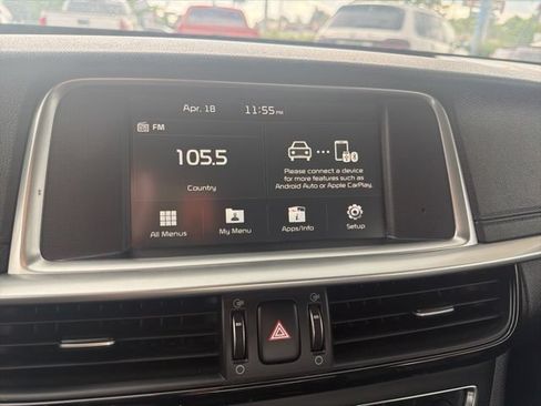 Used 2020 Kia Optima SE FWD image 18
