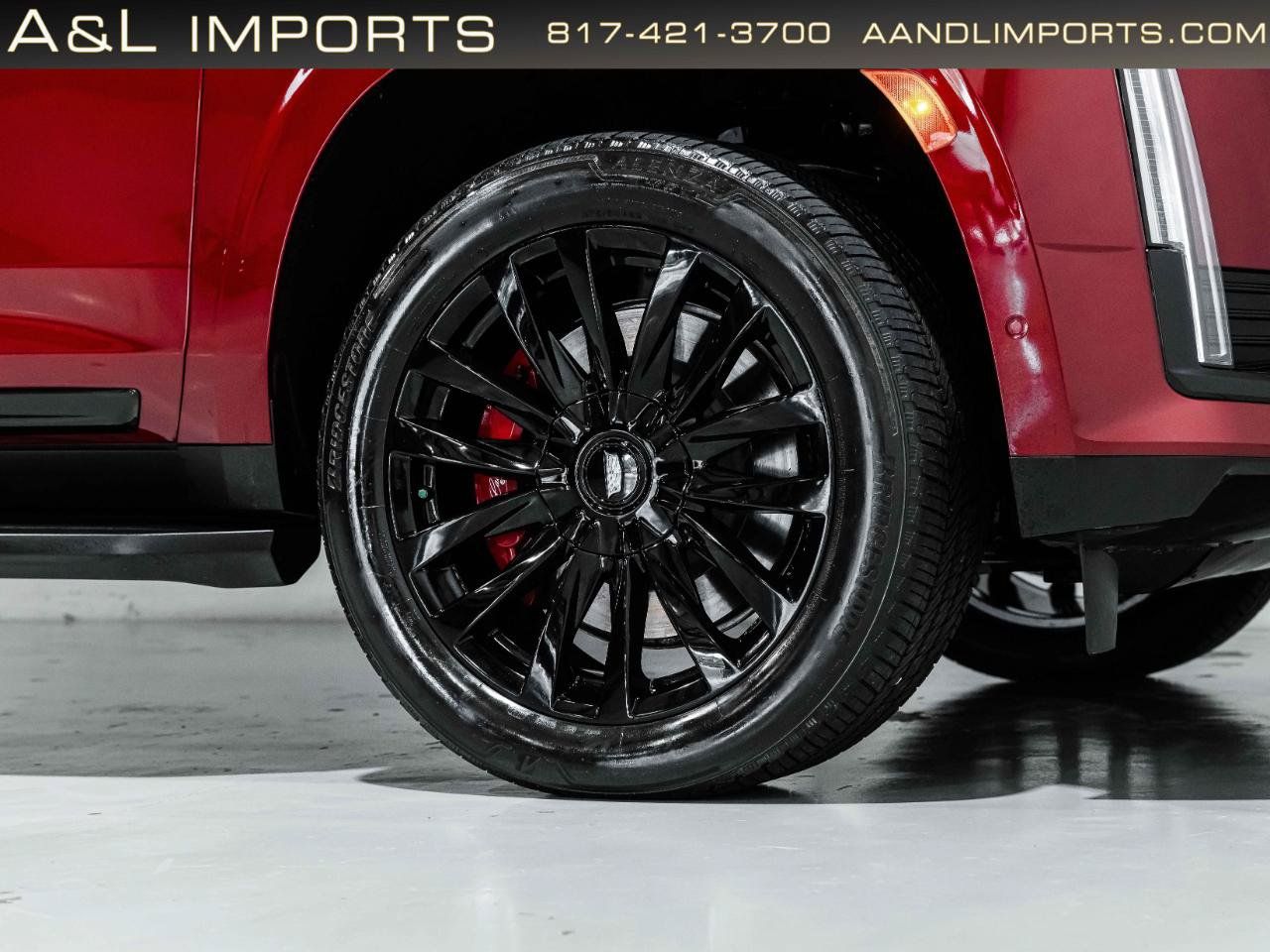 Used 2024 Cadillac Escalade ESV Premium Luxury AWD/4WD image 39