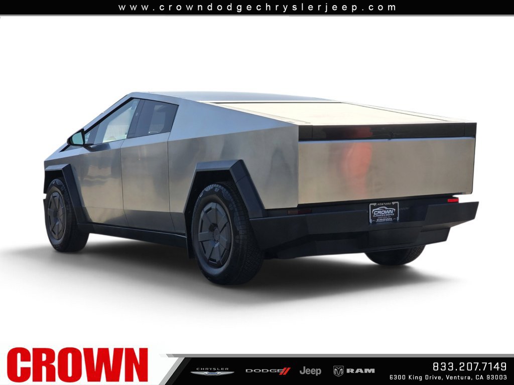 Used 2024 Tesla Cybertruck AWD Crew Cab image 16