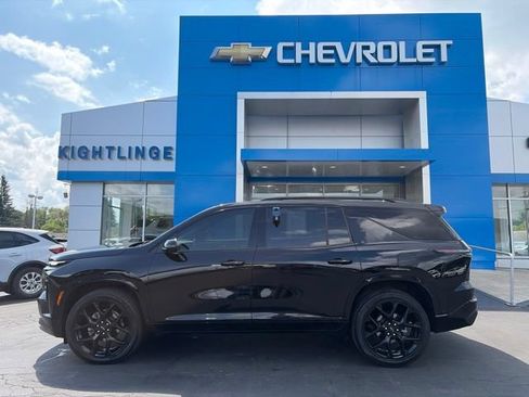 Used 2024 Chevrolet Traverse RS AWD/4WD image 3