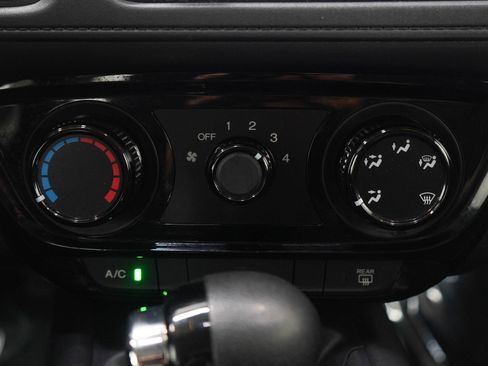 Used 2016 Honda HR-V LX image 15