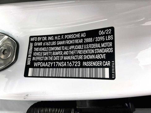 Used 2022 Porsche Taycan image 36