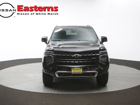Used 2025 Chevrolet Suburban Z71 AWD/4WD image 56