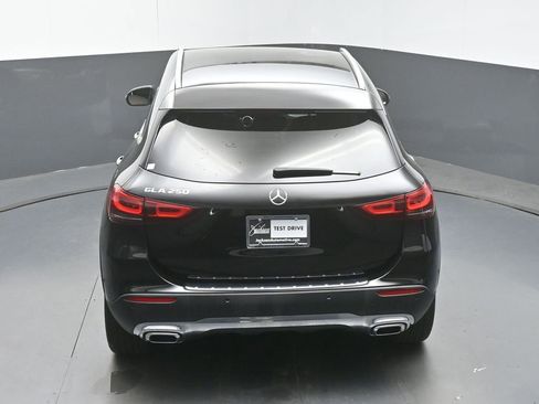 Used 2023 Mercedes-Benz GLA 250 w/ Premium Package image 46