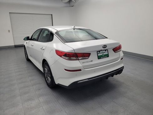 Used 2020 Kia Optima LX FWD image 5