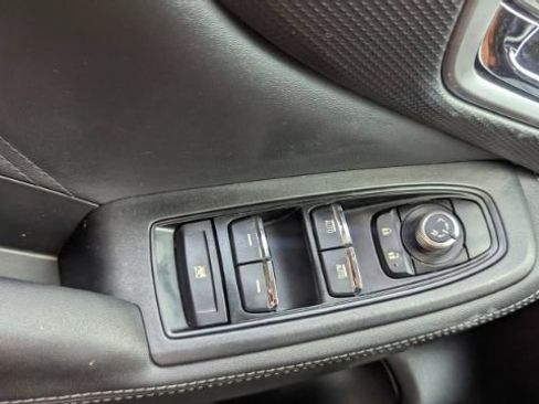 Used 2019 Subaru Forester Limited w/ Popular Package #3 AWD/4WD image 34