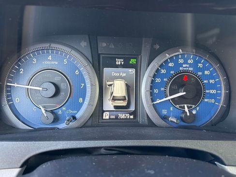 Used 2019 Toyota Sienna XLE image 15