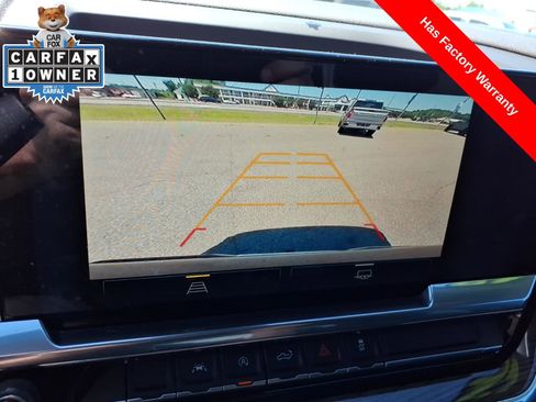 Used 2022 Chevrolet Silverado 1500 LT AWD/4WD image 19