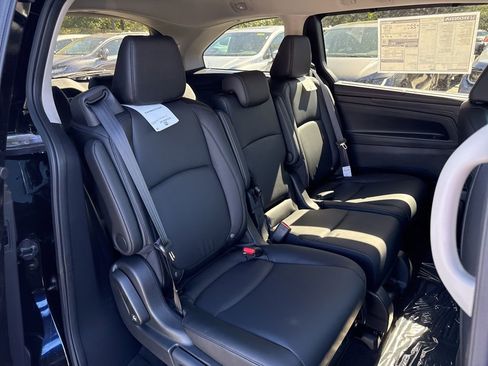New 2026 Honda Odyssey EX-L image 14