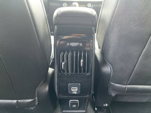 Used 2025 Jeep Compass Limited AWD/4WD image 41