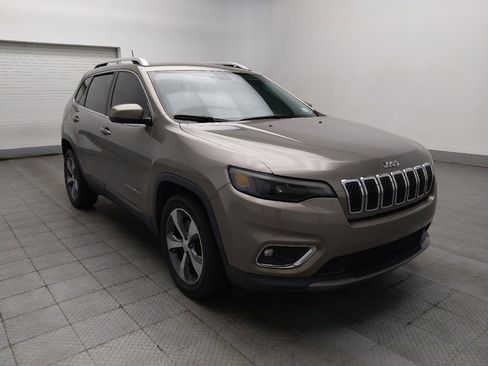 Used 2019 Jeep Cherokee Limited FWD image 13