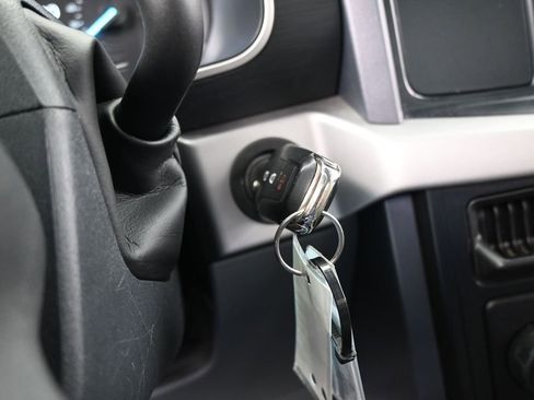 Used 2023 Ford F150 XLT image 29