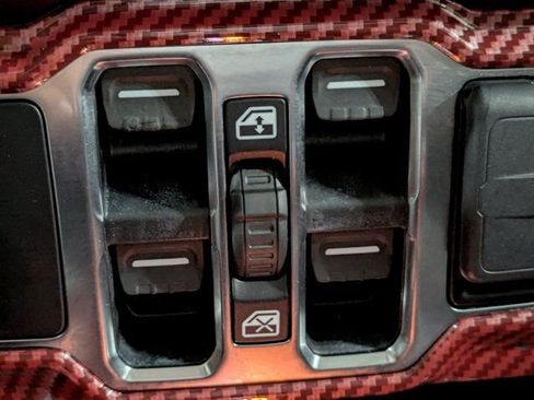 Used 2021 Jeep Gladiator Sport AWD/4WD image 23