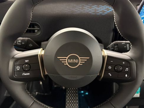 New 2026 MINI Cooper 4-Door Hardtop image 24