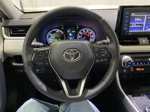 Certified 2020 Toyota RAV4 XLE w/ XLE Grade Weather Package image 17