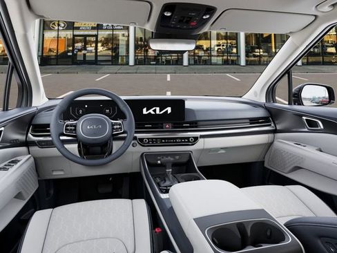 Used 2026 Kia Carnival SX w/ SX Dark Edition Package FWD image 16