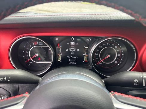 Used 2021 Jeep Wrangler Unlimited Rubicon w/ LED Lighting Group image 24