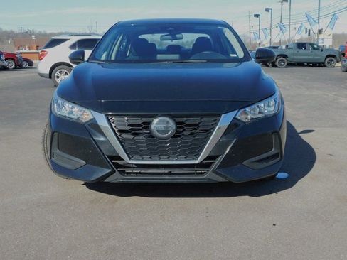 Used 2023 Nissan Sentra SV image 3
