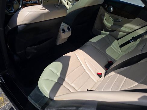 Used 2015 Mercedes-Benz C 300 4MATIC Sedan image 22