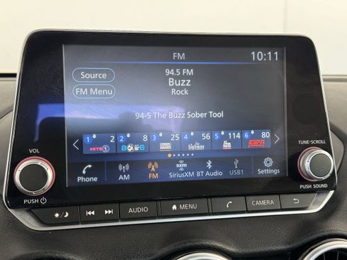Used 2025 Nissan Sentra SV FWD image 23