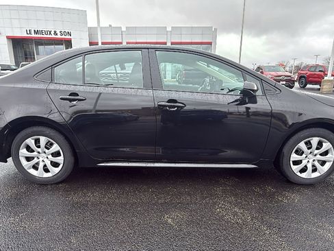 Certified 2025 Toyota Corolla LE image 8