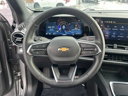 Used 2026 Chevrolet Equinox LT AWD/4WD image 20