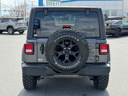 Used 2023 Jeep Wrangler Unlimited Sport AWD/4WD image 12