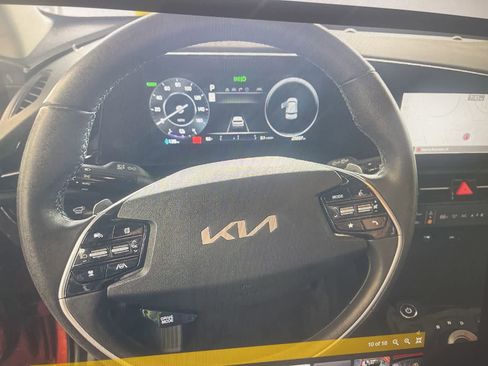 Used 2023 Kia Niro Wind FWD image 9