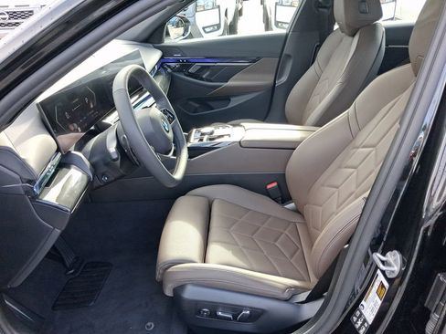 Used 2026 BMW 540i xDrive image 15