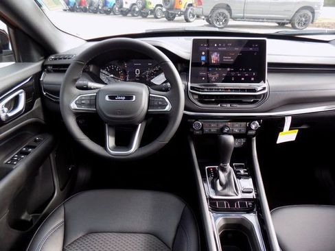 New 2026 Jeep Compass Latitude w/ Sun and Sound Group AWD/4WD image 13