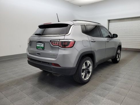 Used 2019 Jeep Compass Limited FWD image 9