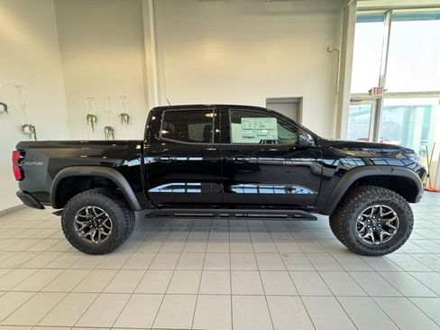 New 2026 Chevrolet Colorado ZR2 AWD/4WD image 35