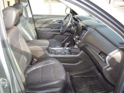 Used 2019 Chevrolet Traverse Premier AWD/4WD image 17