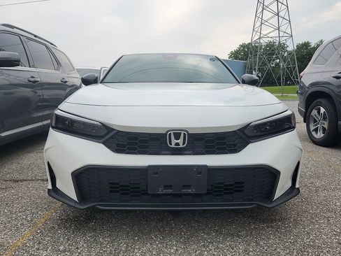 Used 2025 Honda Civic Sport image 2