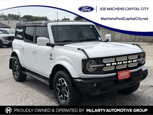 Used 2021 Ford Bronco Outer Banks AWD/4WD image 1