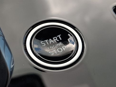 Used 2023 Land Rover Range Rover Sport SE Dynamic AWD/4WD image 24