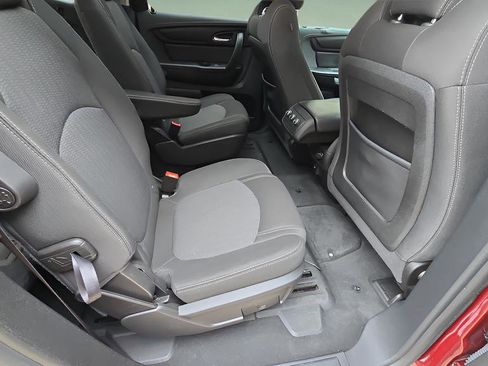 Used 2017 Chevrolet Traverse LT w/ Style and Technology Package FWD image 23