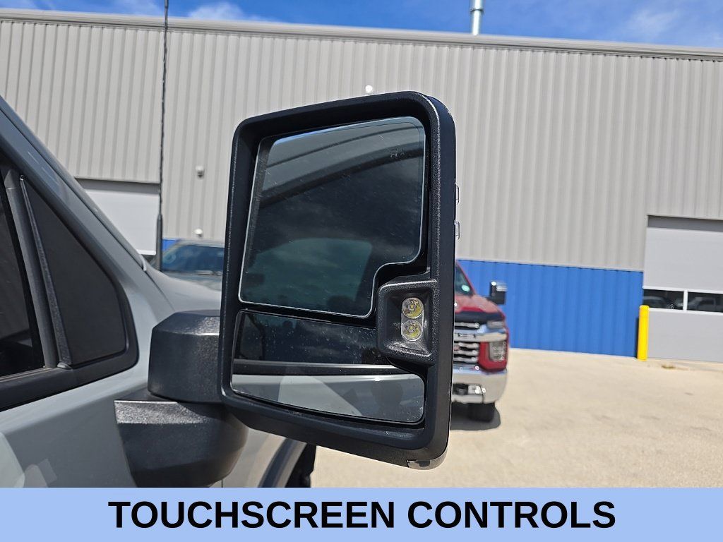 Used 2025 Chevrolet Silverado 2500 ZR2 w/ Technology Package AWD/4WD image 7
