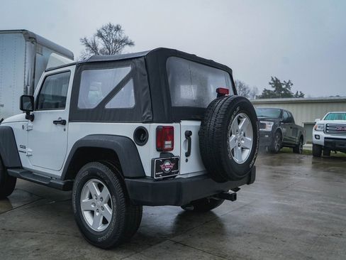 Used 2015 Jeep Wrangler Sport w/ Quick Order Package 24S image 28