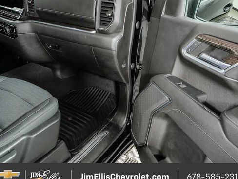 Certified 2022 Chevrolet Silverado 1500 LT AWD/4WD image 22