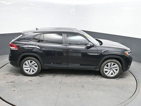 Used 2022 Volkswagen Atlas Cross Sport SE image 26