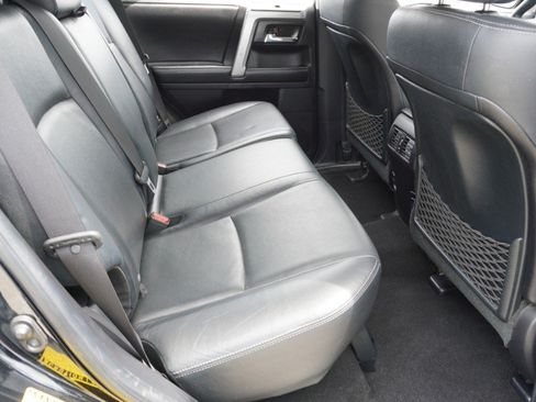 Used 2015 Toyota 4Runner Limited AWD/4WD image 29