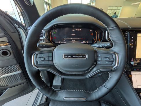 New 2026 Jeep Grand Wagoneer L Summit AWD/4WD image 11