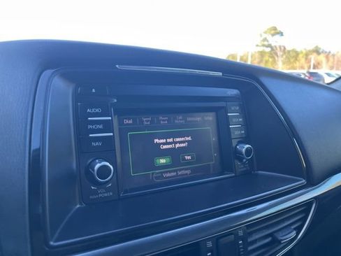 Used 2015 MAZDA MAZDA6 Touring w/ Touring Technology Package image 24