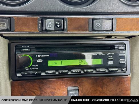Used 1988 Mercedes-Benz 560 SL image 13