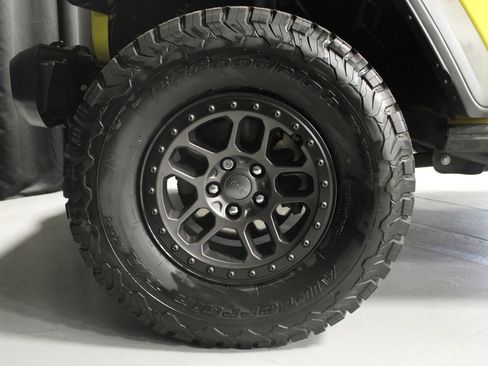 Used 2022 Jeep Wrangler Unlimited Sport image 18