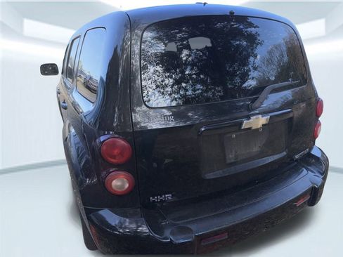 Used 2009 Chevrolet HHR LS image 12