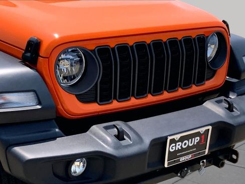 Used 2025 Jeep Wrangler Unlimited Sport AWD/4WD image 30