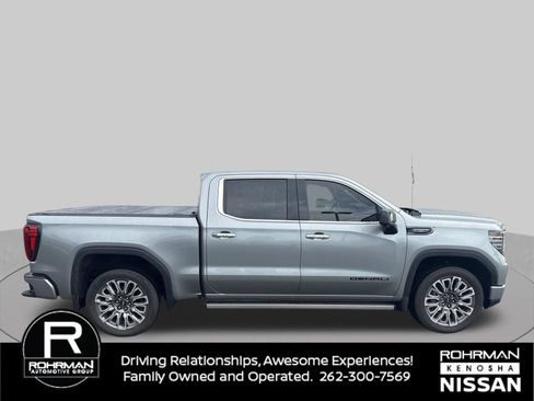Used 2026 GMC Sierra 1500 Denali Ultimate AWD/4WD image 6